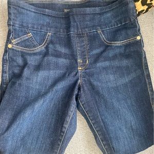 Only worn a few times. Very nice comfortable fit!